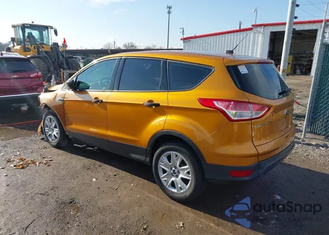 2016 Ford Escape S z USA, uszkodzony, nr VIN 1FMCU0F73GUB55680